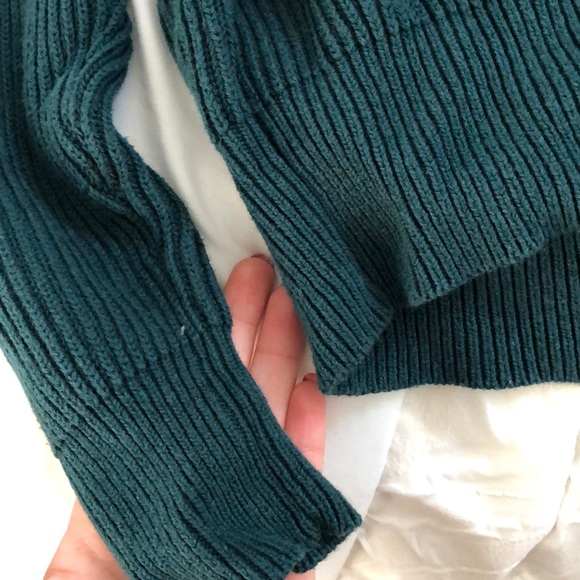 L.A. Hearts Emerald Green Sweater - Picture 4 of 5